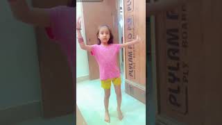 My little girl dance at home love 💖😍😍