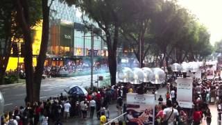 Red Bull Street Singapore 2011 - David Coulthard Donuts