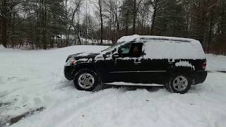 Drifting around in the snow with the Mercedes GL450 on new Michelin Latitude X-Ice snow tires