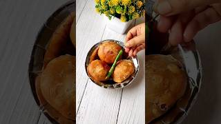 Pyaaz ki kachori #shorts #foodies #recipe