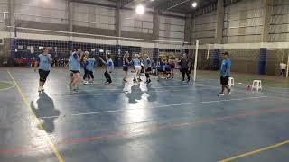 Newcom torneo recreativo lanzamiento de la liga femenina de Alte Brown video 3