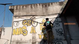 "O céu é apenas a íris de Deus." | Grafite | 1/4