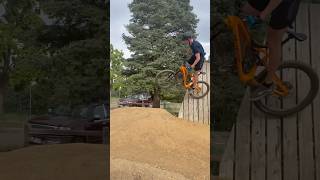 Medium line at Ruby Hill Bike Park #rubyhill #dirtjumps #mountainbikimg #MTB #denver #medium #sendit