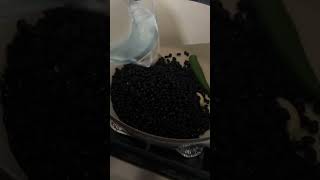 ASMR : Make #blackbeans with me #meatlessmondays #blackbeans #easyrecipe #asmr #asmrcooking