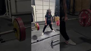 Paused deadlift PR at 200 kg. Follow me on twitch Twitch.tv/thedocgreen #powerlifting #sumodeadlift