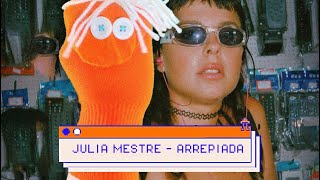 Fantochito vendo Julia Mestre - Arrepiada