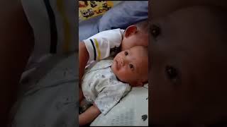 adik kakak lucu bikin terharu!!! #shorts #baby