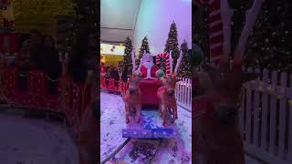 Fun!!! Vegas is lit Christmas time!  #christmas #Snowcarnival #shorts #christmastree