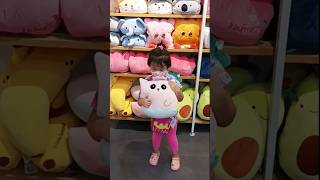 Want a bigger cat? #shorts #big #bigger #cat #toys #gummybear #youtubeshorts #cute