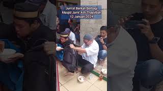 Jum'at Berkah Berbagi di Masjid Jami' Ath-Thayyibah Srengseng