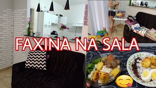 Faxina na Sala / Rotina com a casa, estudos e loja online.