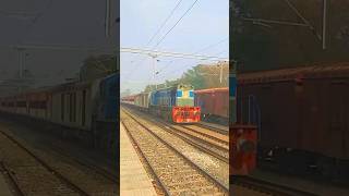 Wdm3 Locomotive #indianrailways #trainstatus #vlogsvideo #railfans #maurailfan #youtubeshorts #short