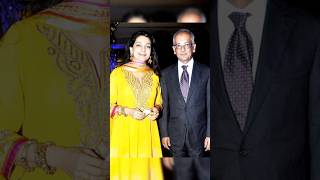 #Actress  Juhi Chawla With This Old man Husband ❣️❣️💕 #viral #trending #bollywood #viralvideo