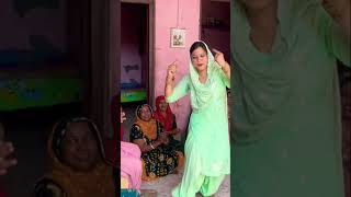 Manju Karela Haryanvi Dance On Mukesh Sain