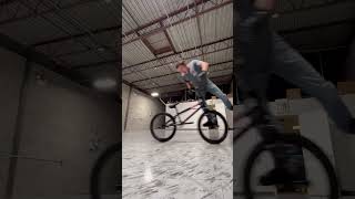 Bmx Cyclonic Double Boomerang to McCircle! 👊 #bmx #flatland #stunt #tricks #flatlandbmx #ridebmx