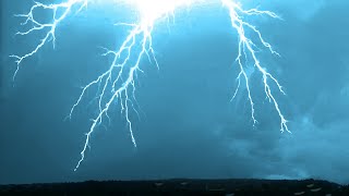 Nature insolite saison 2015 : foudre au ralenti, panique pendant un orage, humour