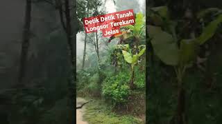 Detik Detik Tanah Longsor Terekam Jelas, Sumber Manjing Wetan, Malang #shorts