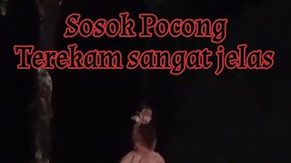 Penampakan Pocong di kebun belakang rumah | berburu pocong di rumah #penampakanpocong #misteri