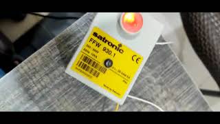 satronic FFW 930.1 with satronic UVZ 780 testing #satronic #FFW930 #uvz780 #testing #burner #flame