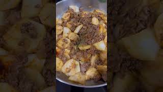 Delicious ground meat with potato 🥔## ￼