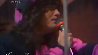 MEDLEY 3- L' evento/Tu che sei mio fratello/Fermati - Renato Zero (Fantastico 3- 1982)