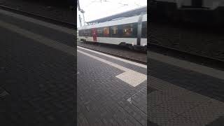 Solingen Hauptbahnhof RheinRuhrBahn S7 nach Wuppertal Hbf und ICE nach Berlin Südkreuz