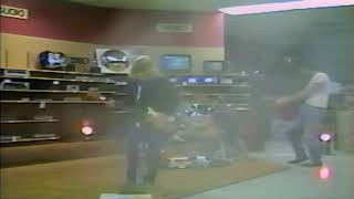 Nirvana - (RadioShack, Aberdeen, WA, USA) 24/01/1988 HD 60FPS