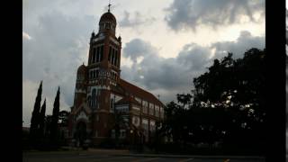 St. John's Cathedral (time lapse)