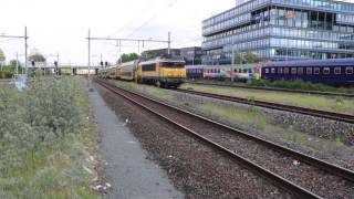 NS 1760+DDM-1 7204 'Walvis' komen aan op Amsterdam Sloterdijk