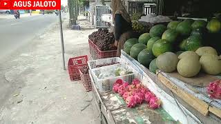 Harga Kolak 'an Buah Naga Dan Salak Pondoh Di Pasar Grosir