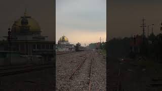 KA SANCAKA FAKULTATIF melintas langsung di stasiun tarik #shortsvideo #train #railway