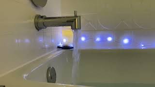 Bathtub Filling ASMR // Full Fill Decorated with a Candle and Blue-white Lights