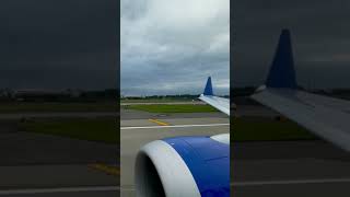 Boeing 737 MAX Takeoff Spooling Up Sound (Full video in channel; brand new United 737 MAX 8) #Shorts