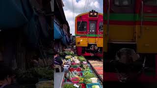 kereta api melintas di pajak sayur #shorts #keretaapiindonesia #viral