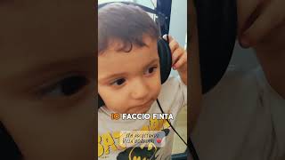 "Voglio ascoltare la tua storia, papà." Mio figlio ascolta una mia canzone