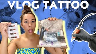 VLOG TATTOO : 8 MOIS SANS TATOUER JE ME RE ENTRAÎNE et c’est un carnage ???? (+mon matos tattoo…)