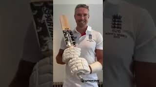 Kevin Pietersen & David Warner with Spartan Cricket Bats