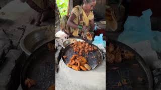 Hard working Amma Selling Aloo Ke Pakaure | #hardworkingamma #shortsvideos |  B tech Panipuri Wali