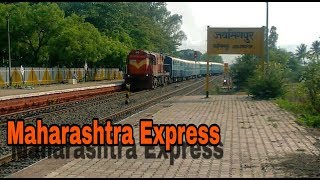 Maharashtra Express entering in Jayasingpur Station | Maharashtra Express | Jayasingpur Station