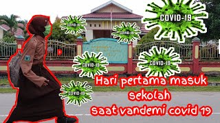 Hari pertama siswa SMP 02 Banggailaut masuk sekolah saat vandemi covid 19