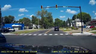 Idiot running a red light