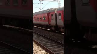 Sachkhand Express At Full Speed || 130kmph speed #viral #indianrailways #train