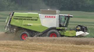 Lohnunternehmer Hannes Hauptmann    Getreideernte 2023 mit Claas Lexion 670 6Meter Schneidwerk zusam