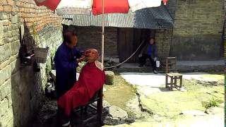 Hairdresser in Chong'an, Guizhou China