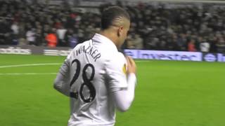 Kyle Walker rehydrates v Panathinaikos