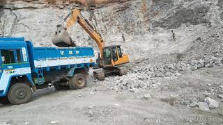 Xcmg excavator loading performance