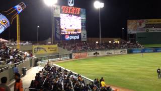 La Ola lenta en el Estadio Sonora