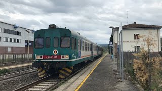 Aln663 1119+1136 in partenza dalla stazione di Castellina In Chianti-Monteriggioni sul REG19046!