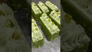 Pistachio cake#cakeideas#shortsviralvideo #pistachiocake #cakedecoratingideas #shortsvideo