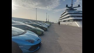 Monopoli, due navi da crociera extra lusso: i passeggeri scendono con le loro lussuose Lamborghini